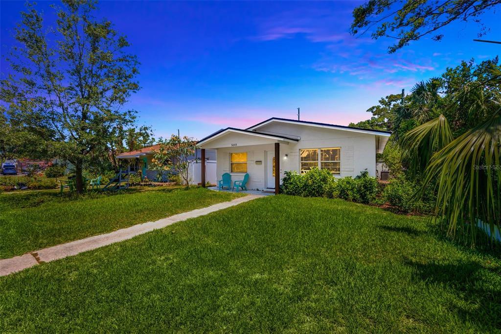 Foto principal - 5643 Dartmouth Ave N