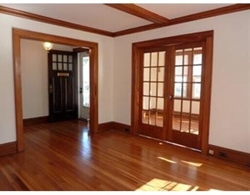 Foto del edificio - 134 Waverley St