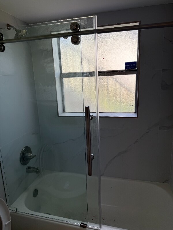 Foto del edificio - 3228 Coral Ridge Dr