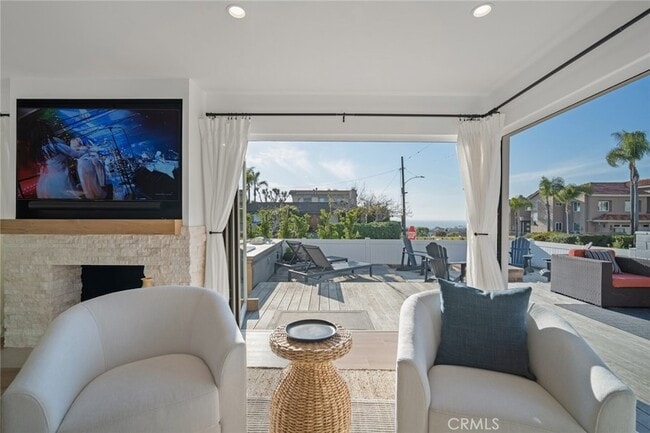 Foto del edificio - 24272 Selva Rd