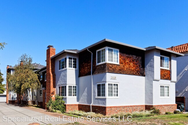 Foto del edificio - 2125 Santa Clara Ave