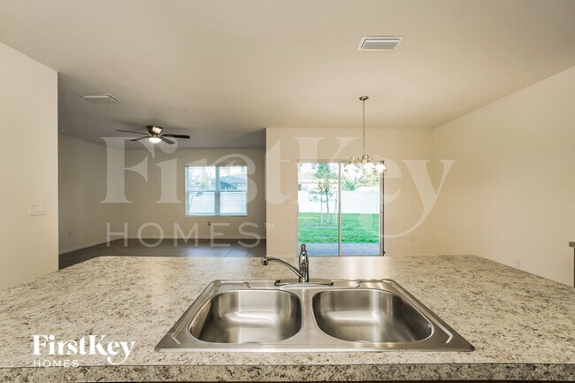 Foto del edificio - 237 SE 3rd St