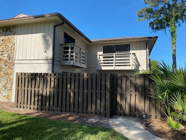 Foto principal - 2811 Stoneway Ln