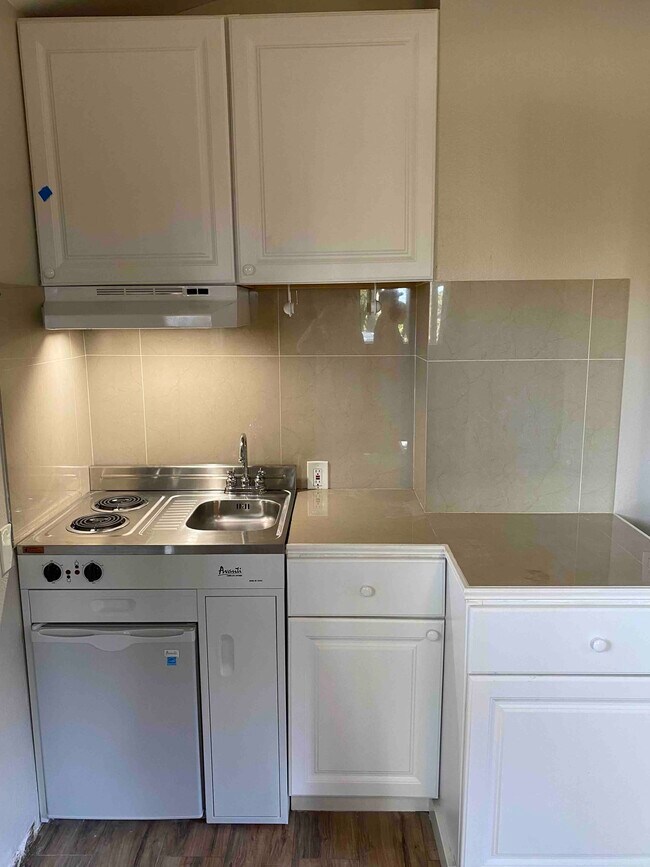 Foto del edificio - 32800 Nameless Ln (Cottage)