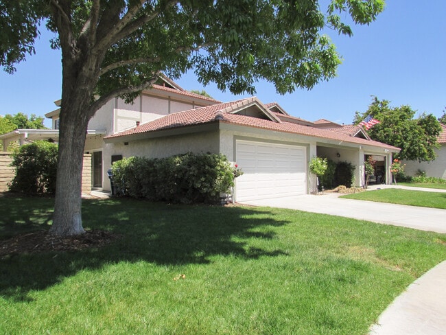 Building Photo - 15847 Cindy Ct