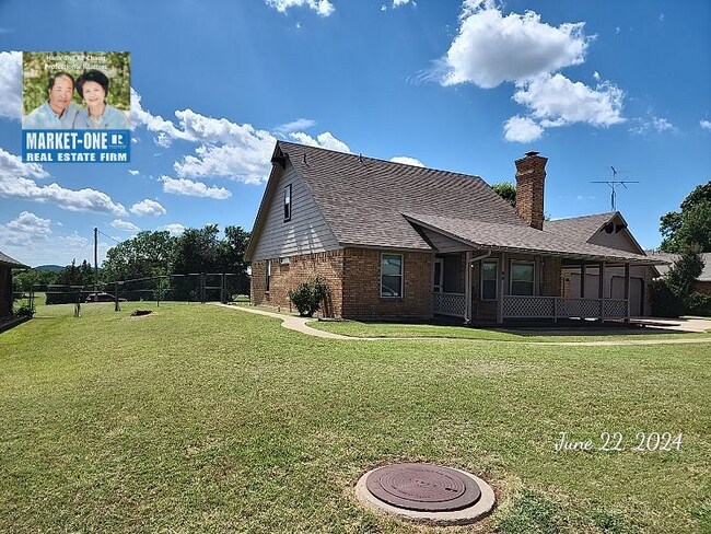 Foto del edificio - 69 Deerfield Rd