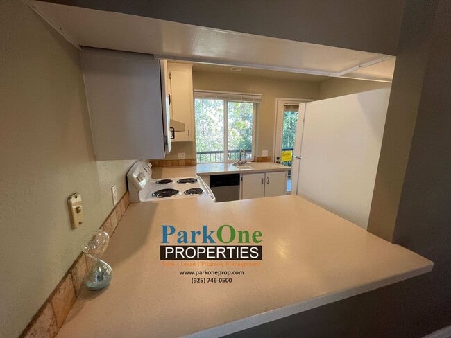 Building Photo - Walk to Todos Santos Plaza! Gated Complex