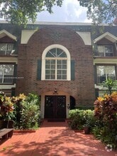 Building Photo - 3670 Inverrary Dr