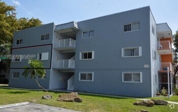 Building Photo - 11307 SW 200th St