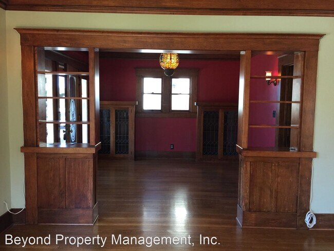 Building Photo - 4 br, 3 bath House - 3341 Brant St