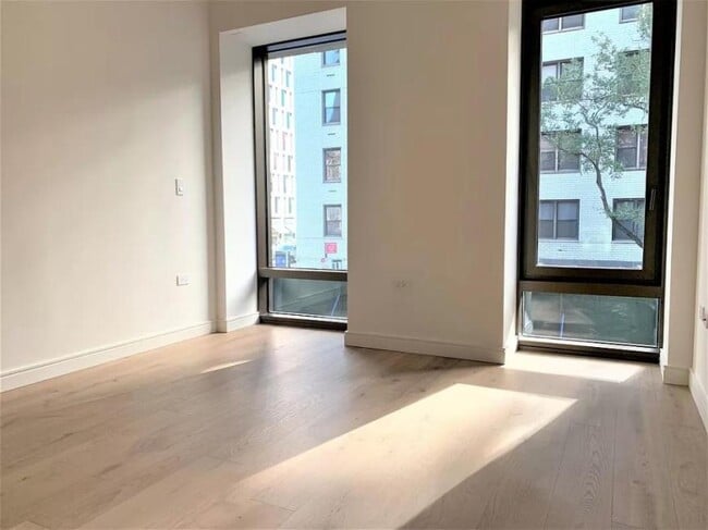 Building Photo - 2 bedroom in BROOKLYN NY 11226