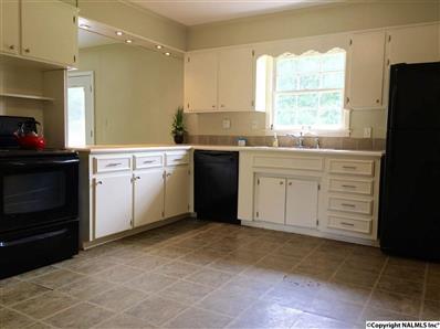 Building Photo - 108 Sunshine Dr
