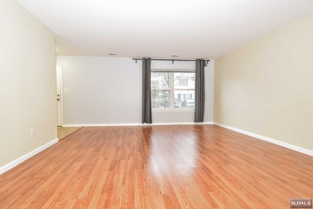 Foto del edificio - 2045 Charles Ct