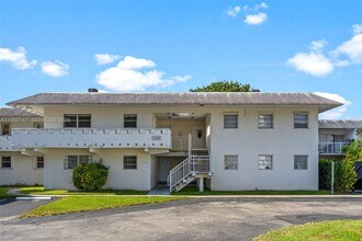 Building Photo - 7330 SW 82nd St