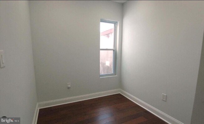 Foto del edificio - 1854 N Judson St