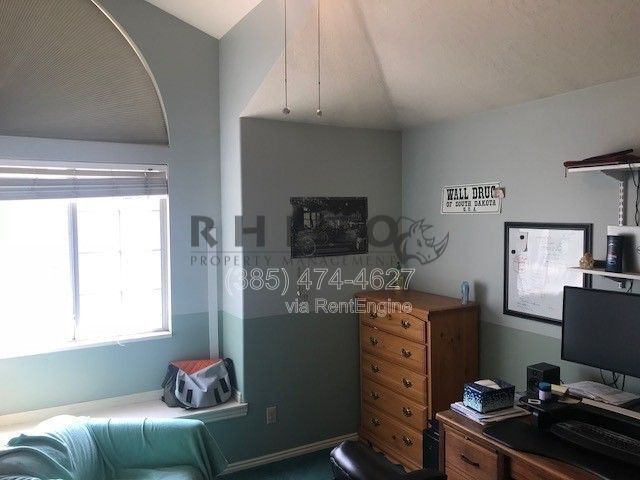 Foto del edificio - 333 Sandy Land Ln