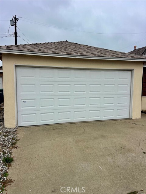 Building Photo - 1303 W 146th St