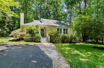 Building Photo - 5613 Woods Walk Rd