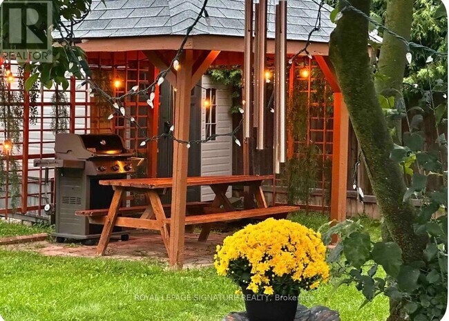 Photo du bâtiment - 441 Seaton Dr