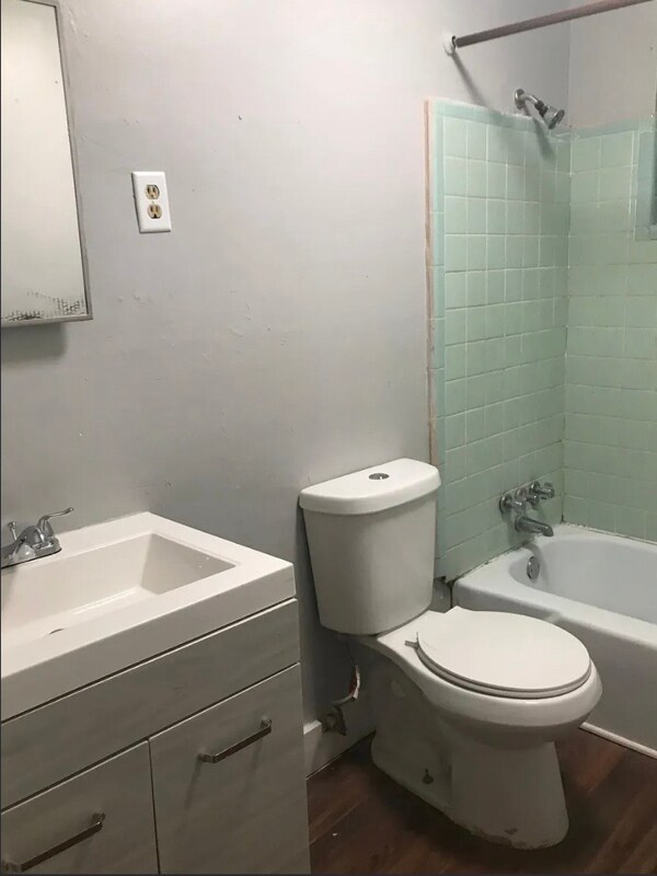 Foto del edificio - 1084 Cordova St SW