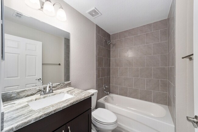 Building Photo - 8357 SW 139th Lane Rd