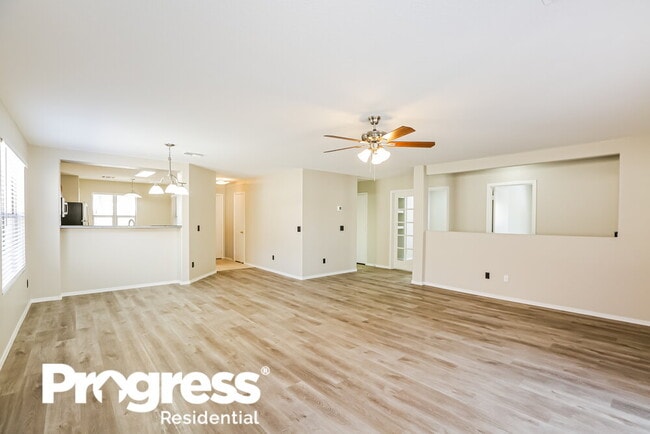 Building Photo - 11240 E Sunland Ave