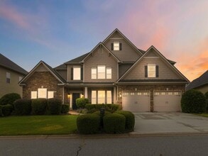 Building Photo - 11 Roanoke Hills Ct