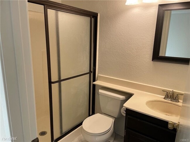 Building Photo - 4 br, 3 bath House - 22263 Roundup Dr