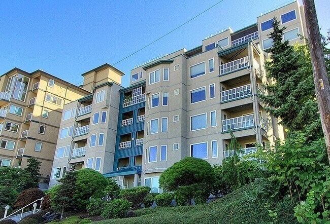 Foto del edificio - 420 Melrose Condominiums ~ Capitol Hill