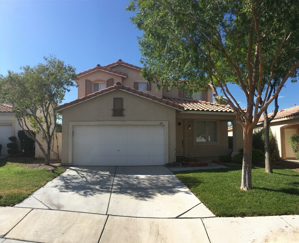 Primary Photo - Gorgeous 3 Bed/ 2.5 Bath Home In Green Valley
