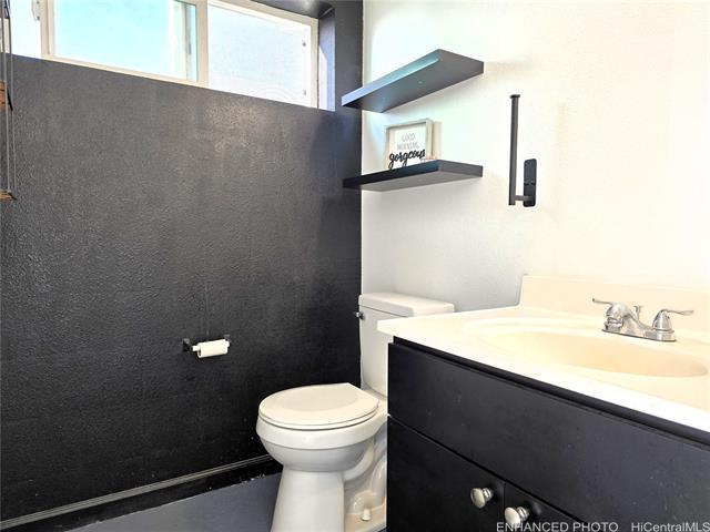 Building Photo - 94-520-520 Koaleo St