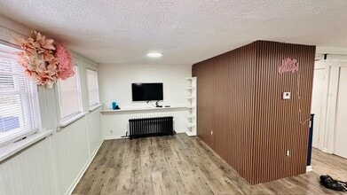 Building Photo - 6646 McCallum St