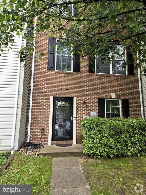 Building Photo - 7832 Canter Ct