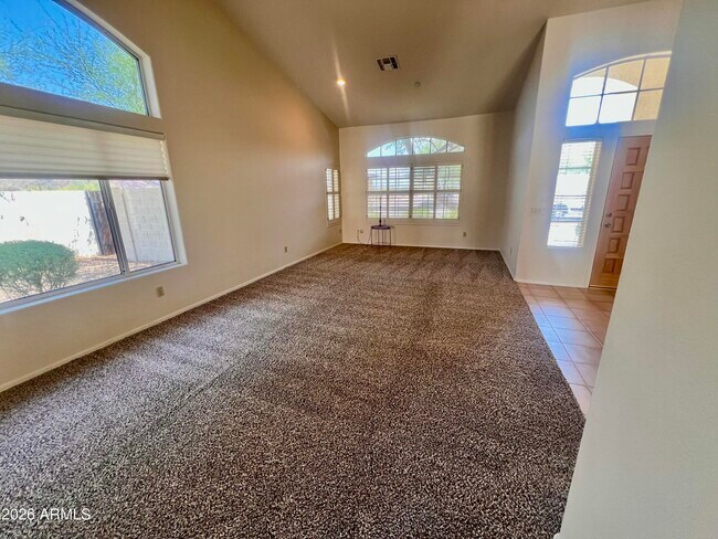Building Photo - 12964 E Sahuaro Dr