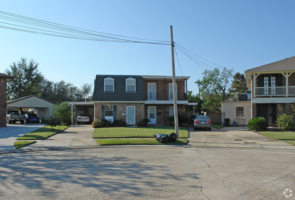 Primary Photo - 2916 Lexington Dr