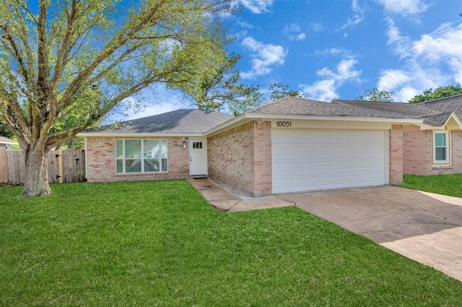 Foto del edificio - 10051 Green Valley Ln