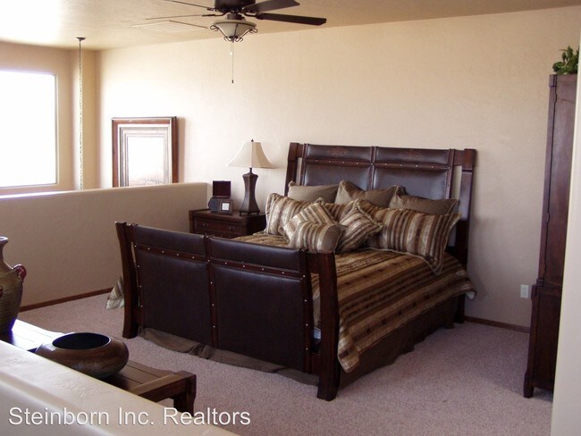 Building Photo - 1 br, 1.5 bath House - 4270 Nambe Ct