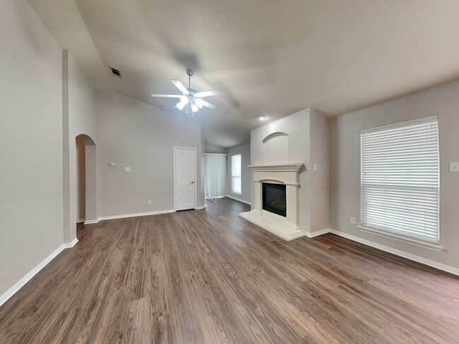 Building Photo - Adorable Home in Keller ISD!