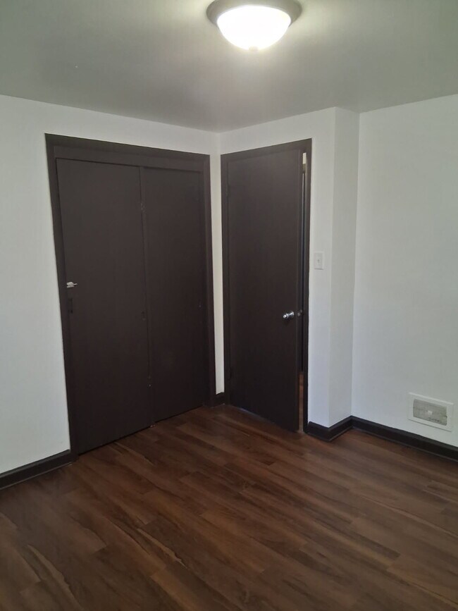 Foto del edificio - 4900 N 40th St