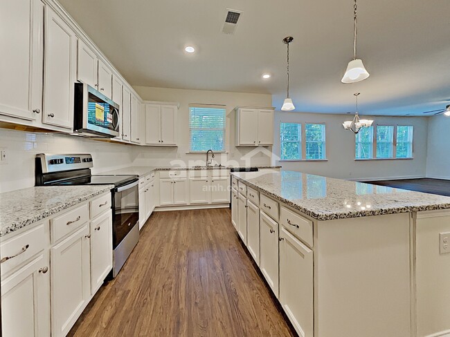 Building Photo - 143 Willowbrook Dr