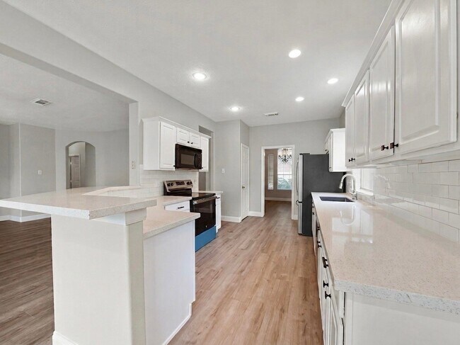 Building Photo - 4414 Casey Cir