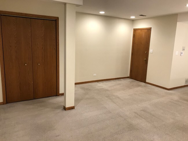 Foto del edificio - 3249 N Seminary Ave