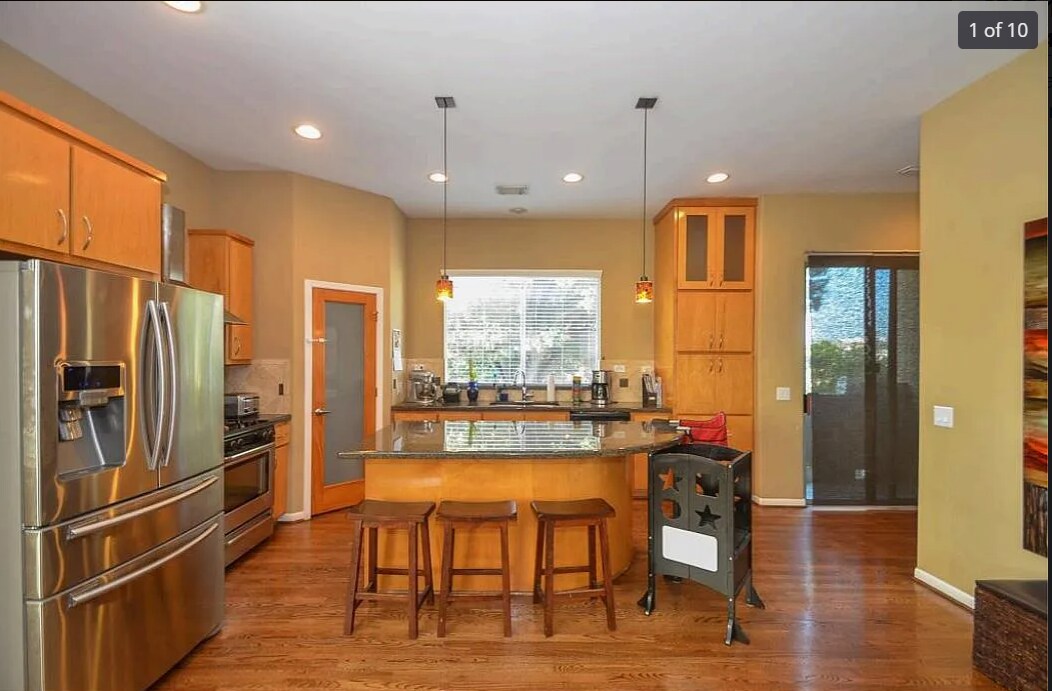 Foto principal - 3010 Caroline St