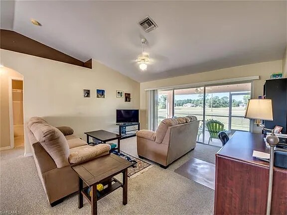 Foto del edificio - 3610 NE 12th Ct