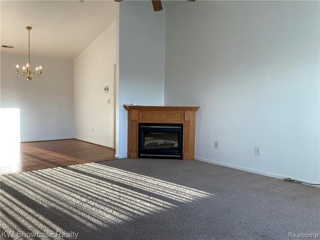Building Photo - 8208 Chesapeake Cir