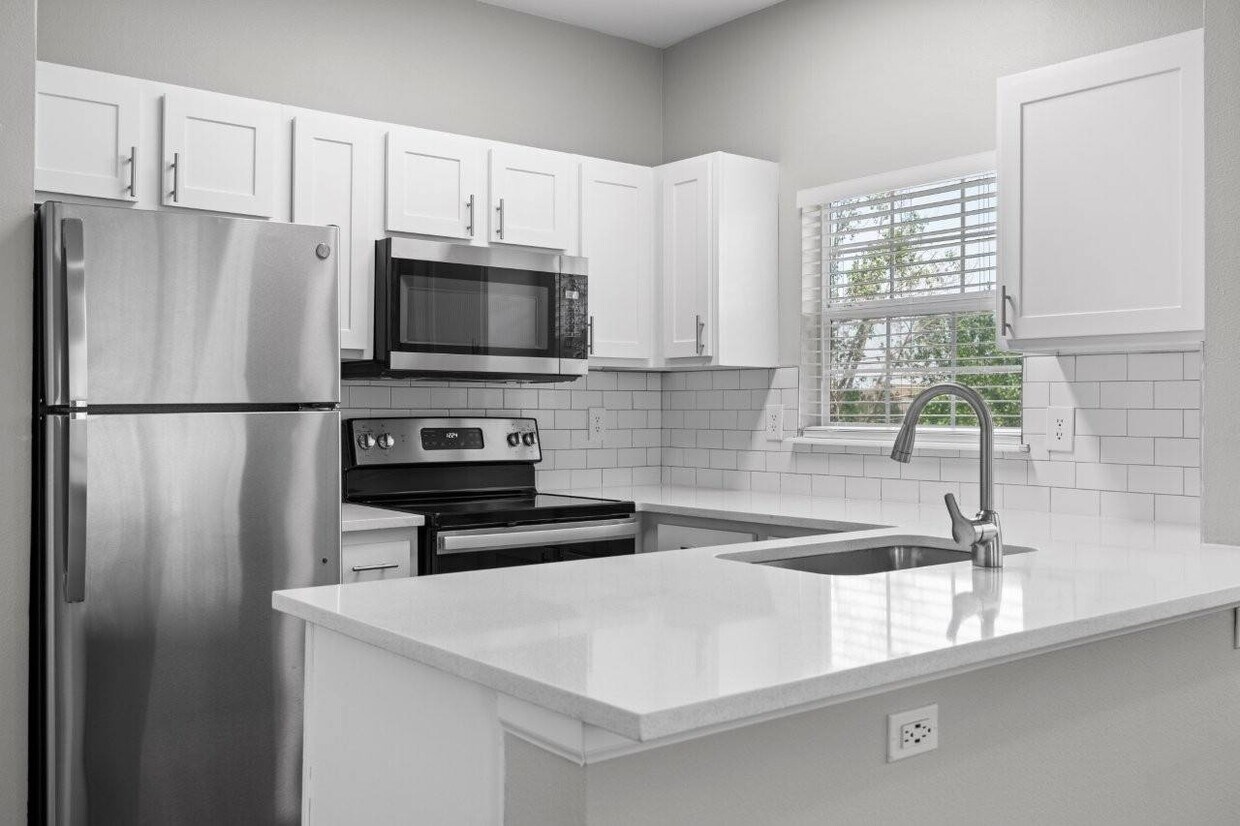 Primary Photo - Isabella Apartment Homes