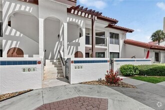 Building Photo - 6060 SE Martinique Dr