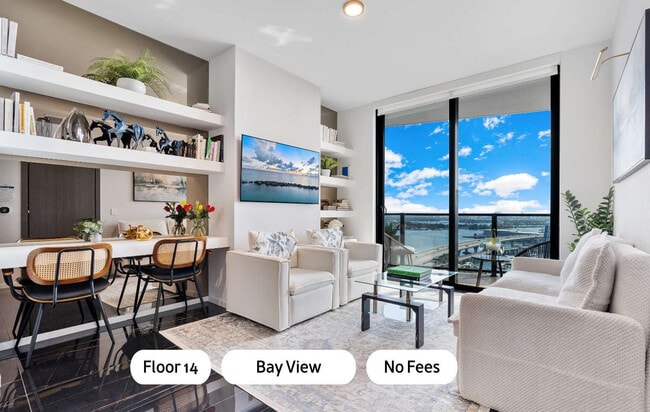 Building Photo - 398 NE 5th St