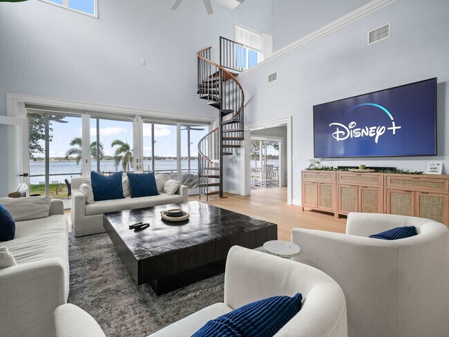 Foto del edificio - 3061 SW Lakeview Dr