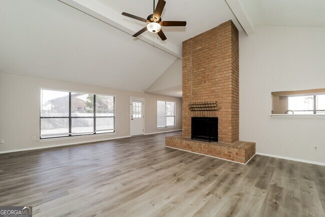 Foto del edificio - 7049 Ivy Pointe Row